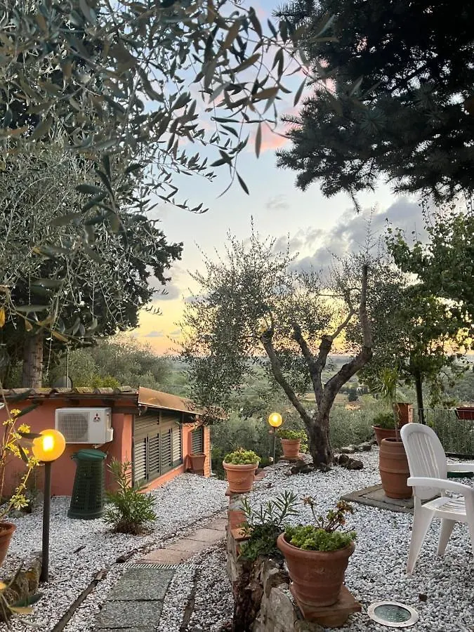 Agrihome Di Alberto Giuseppe Gulotta - Bella Vista B&B - Chalet Marinaresco Massarosa