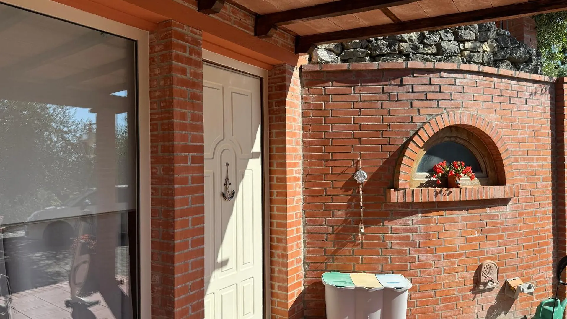 Agrihome Di Alberto Giuseppe Gulotta - Bella Vista B&B - Chalet Marinaresco Massarosa 0*,  Italie