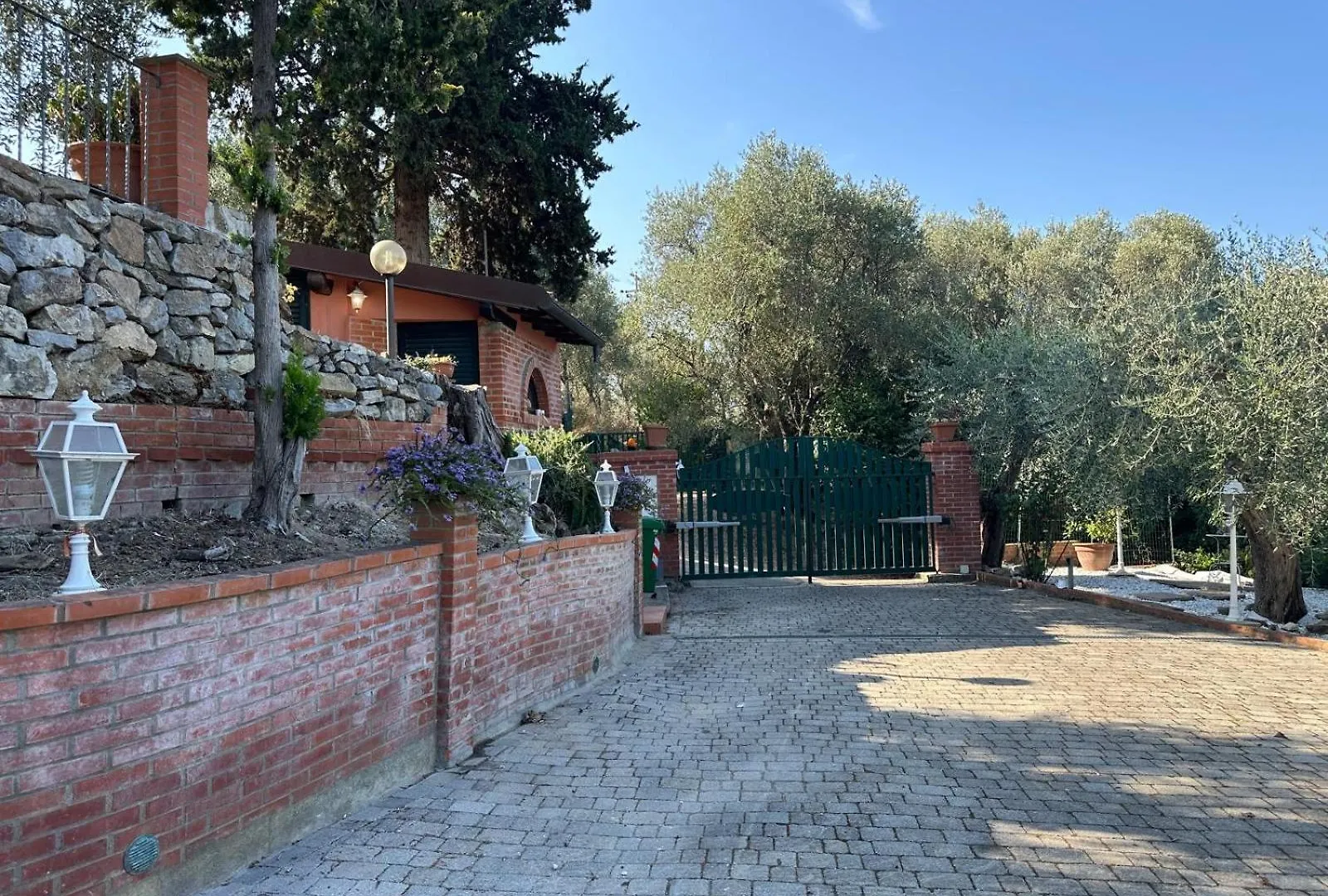Apartment Agrihome Di Alberto Giuseppe Gulotta - Bella Vista B&B - Chalet Marinaresco Massarosa