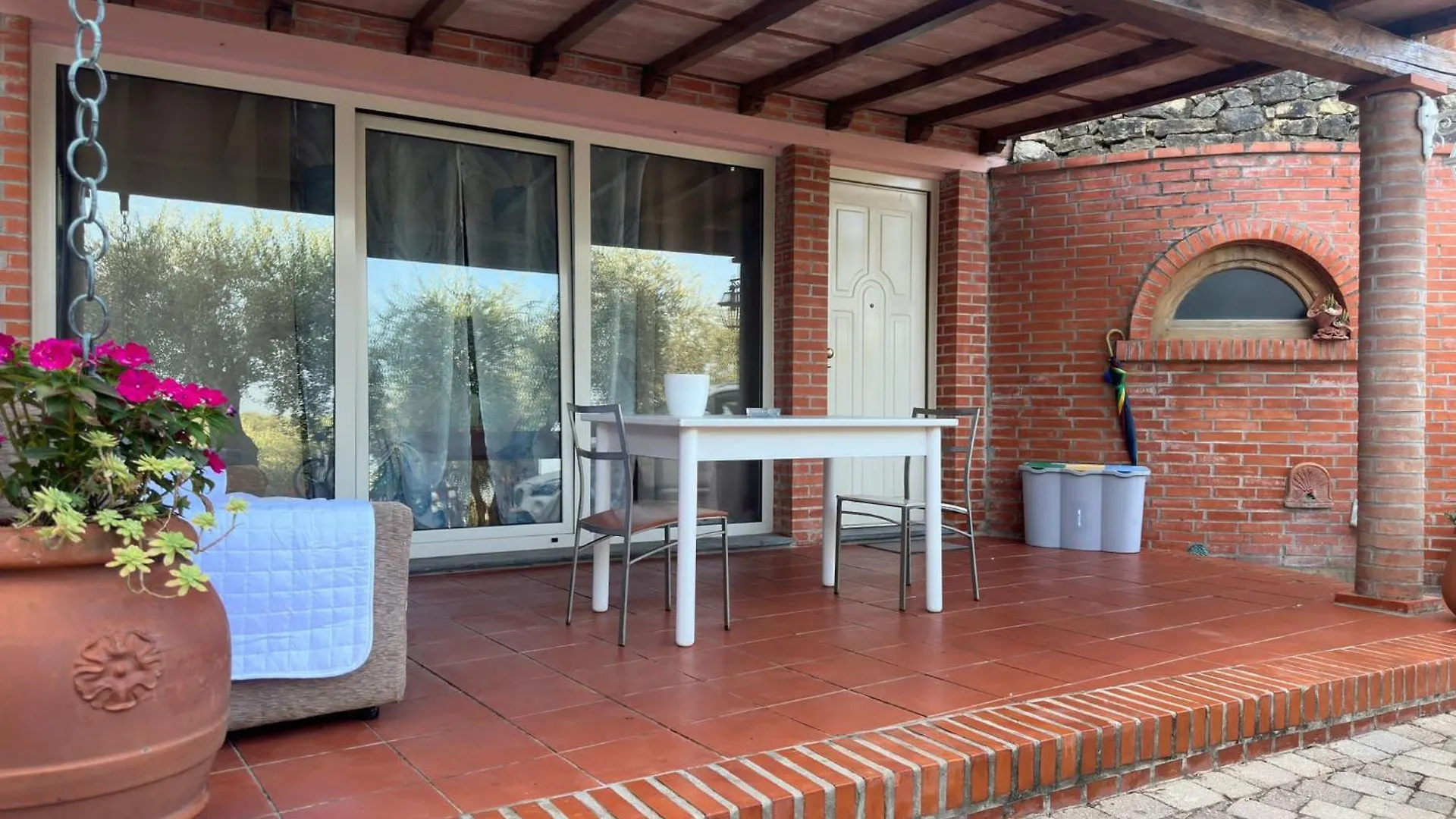 Agrihome Di Alberto Giuseppe Gulotta - Bella Vista B&B - Chalet Marinaresco Massarosa Italy